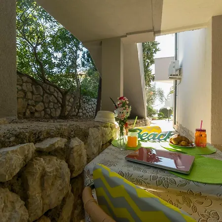 Apartments Villa Daniela Novalja Exterior photo