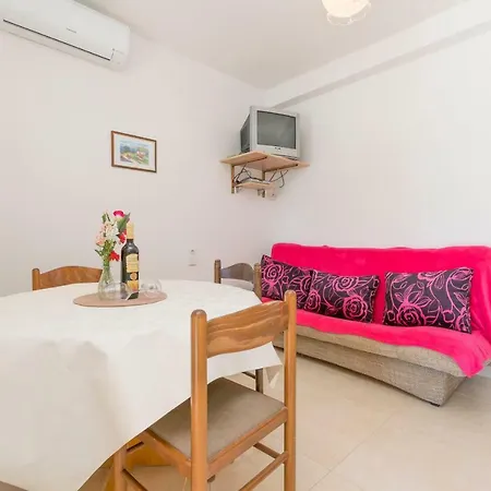 Apartments Villa Daniela Novalja Room photo