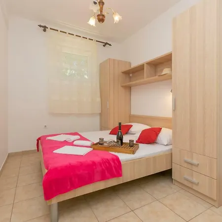 Apartments Villa Daniela Novalja Room photo
