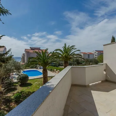 Apartments Villa Daniela Novalja Exterior photo