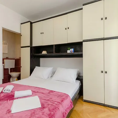 Apartments Villa Daniela Novalja Room photo