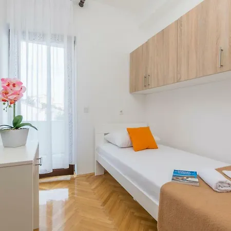 Apartments Villa Daniela Novalja Room photo