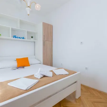 Apartments Villa Daniela Novalja Room photo