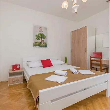 Apartments Villa Daniela Novalja Room photo